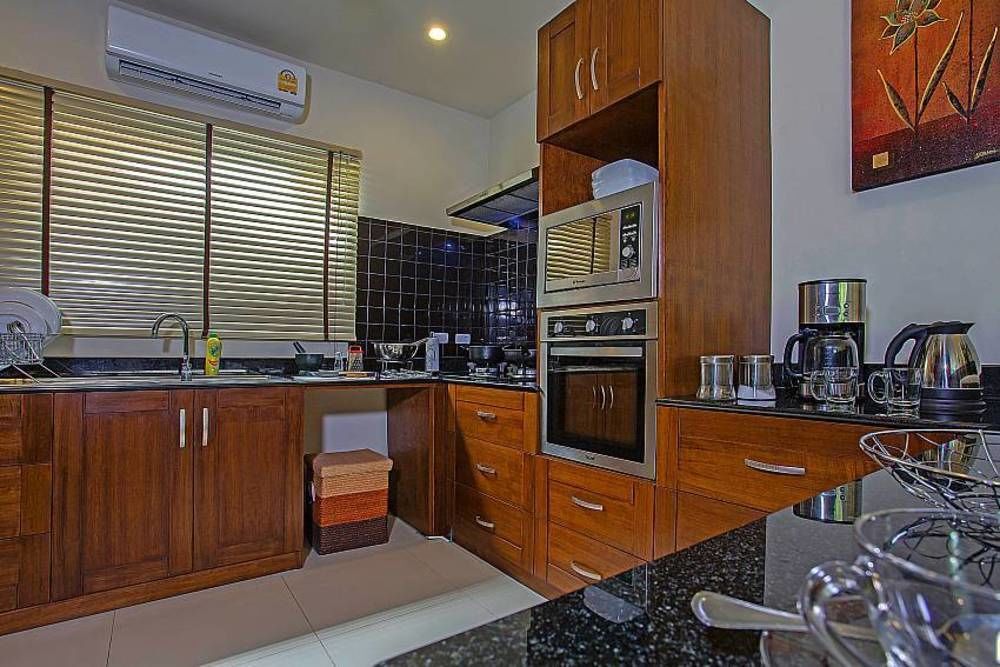 Rawayana Pool Villa 5 Beds — 4-Star Luxury Hotel in Rawai, Thailand