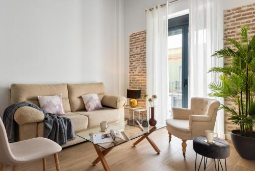 Komodo Puerta Osario — 4-Star Luxury Hotel in Sevilla, Spain