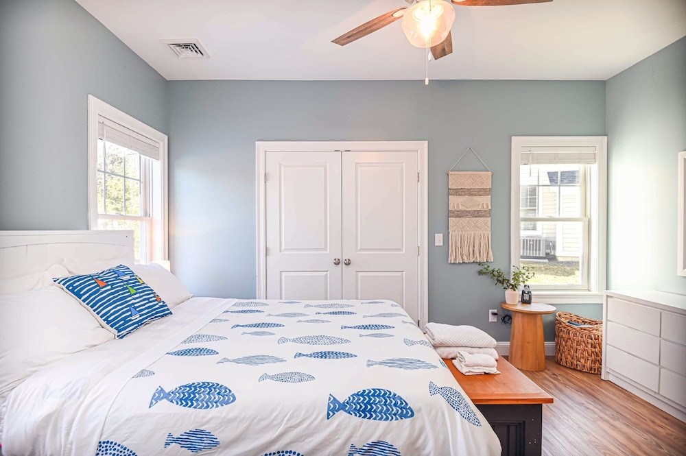 Maritime Meadows Charming Resort style Home - photo 10