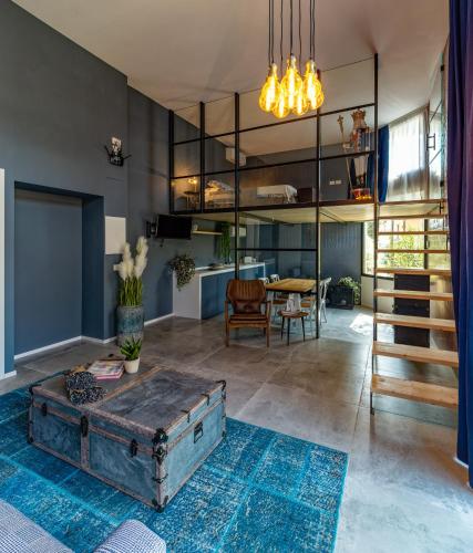147MqSuite — 4-Star Luxury Hotel in Santarcangelo, Italy