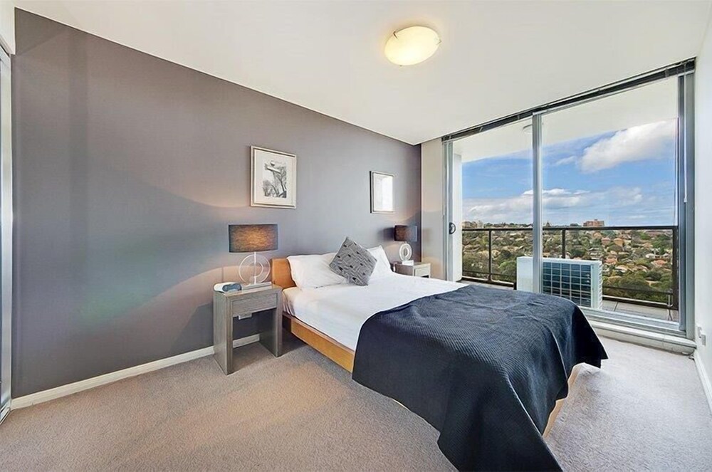 Wyndel Apartments Harbour Watch — 4-Star Luxury Hotel in North Sydney, Australia