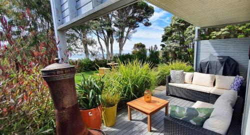 Goat Island Bungalow — 4-Star Luxury Hotel in Ulverstone, Australia