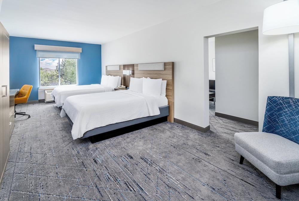 Holiday Inn Express Hotel & Suites Denver North Thornton by IHG - photo 10