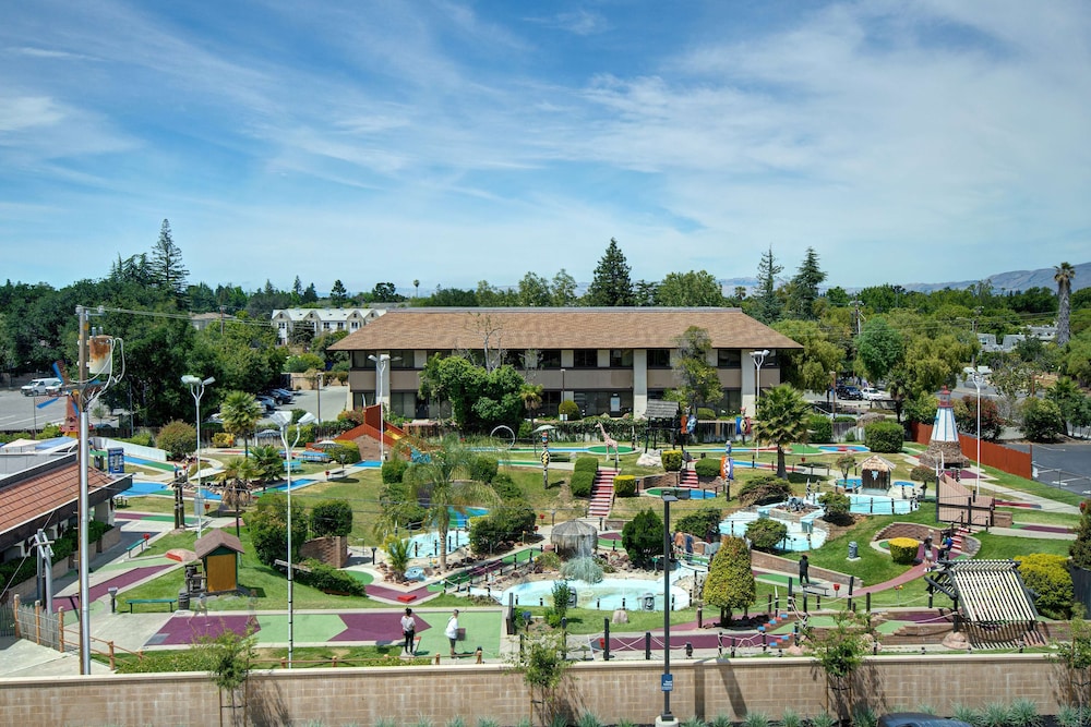 Hampton Inn & Suites Sunnyvale Silicon Valley - photo 41
