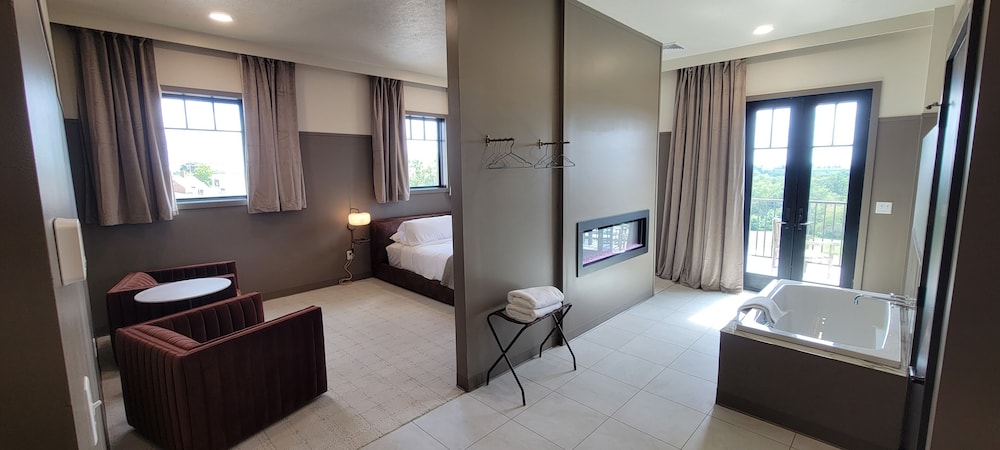 The Atlee Suites - photo 9
