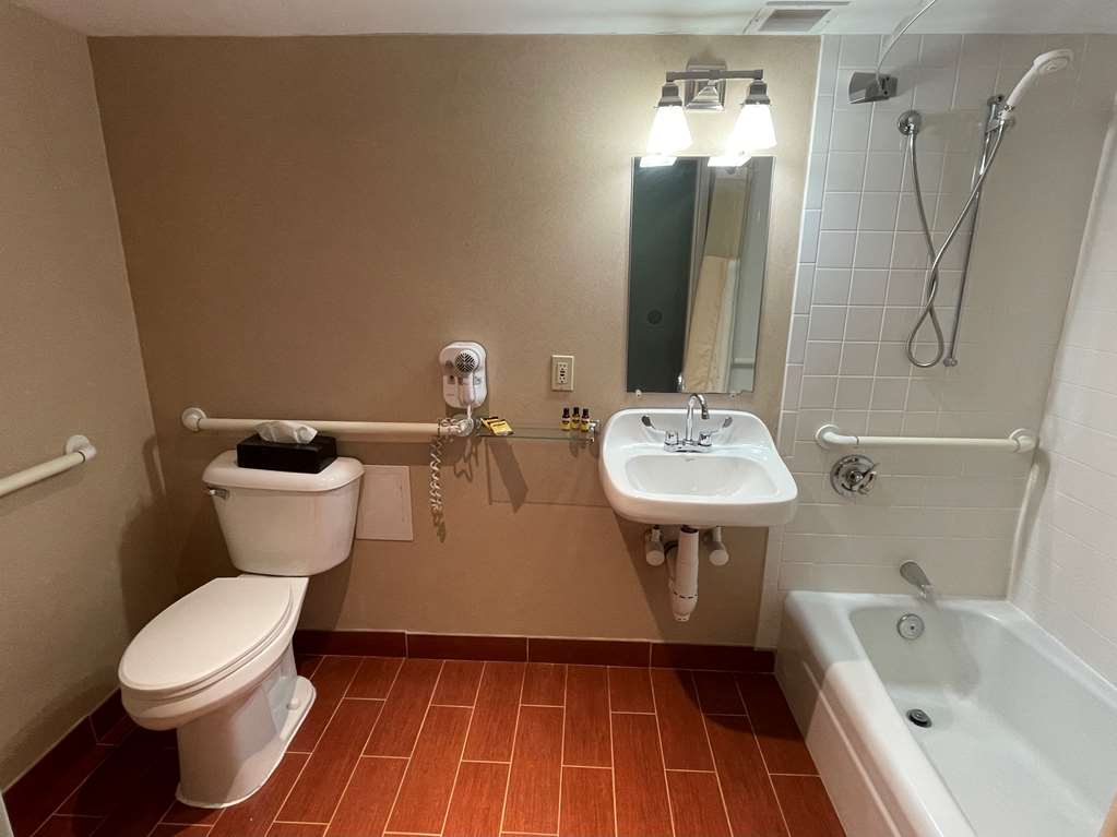 Best Western Plus Waterville Grand Hotel - photo 21