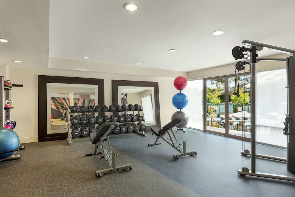 Hilton Garden Inn Monterey - photo 56