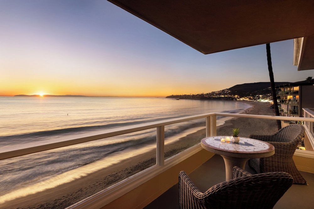 Pacific Edge Hotel - photo 13