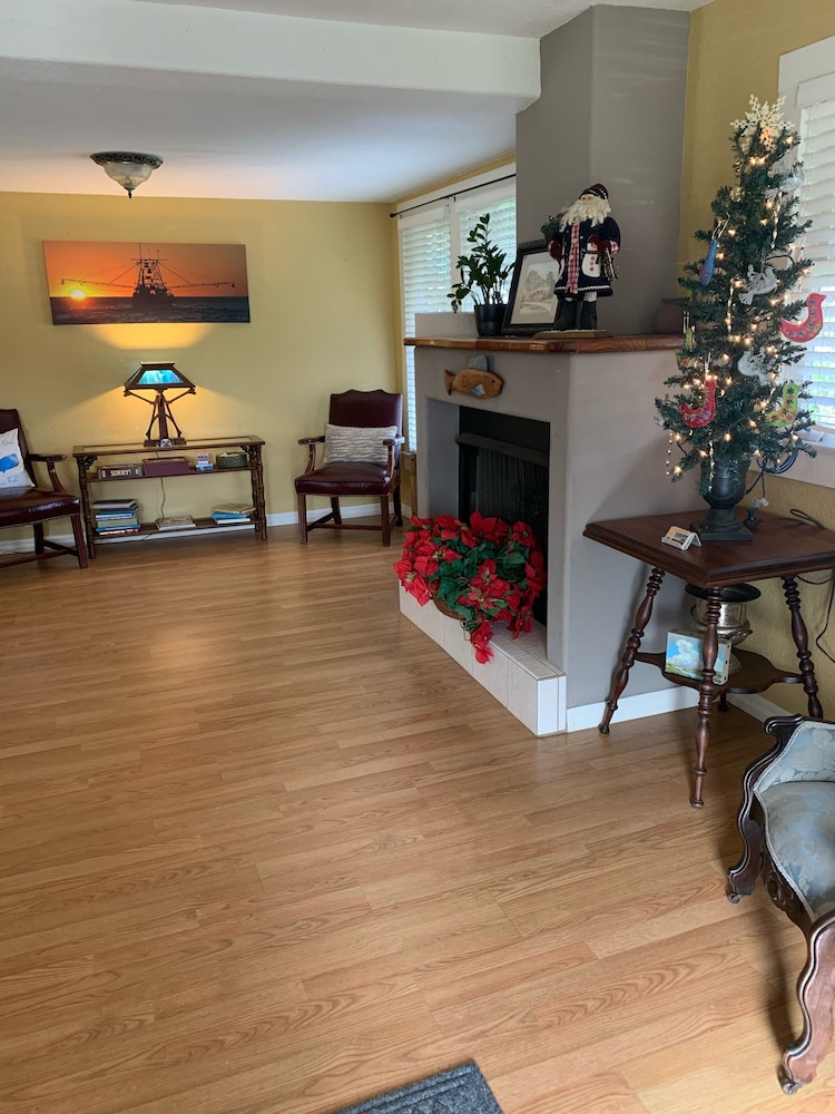 Nature Coast Inn and Cottages - photo 2