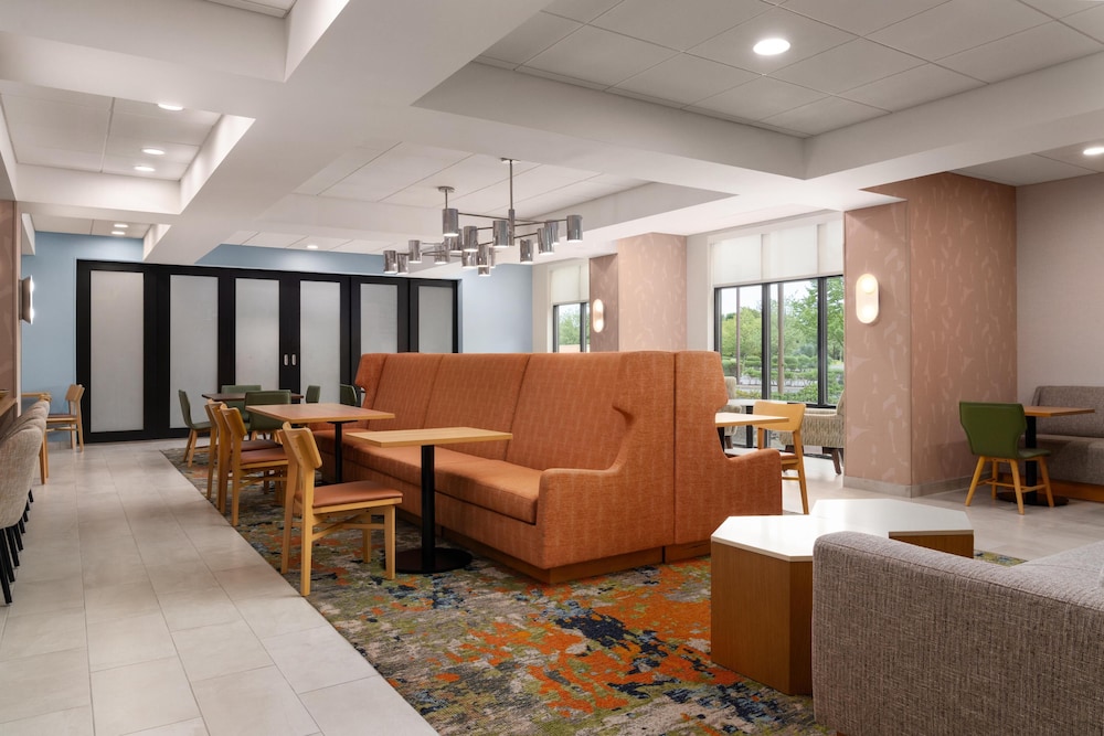Hampton Inn Neptune Wall - photo 32