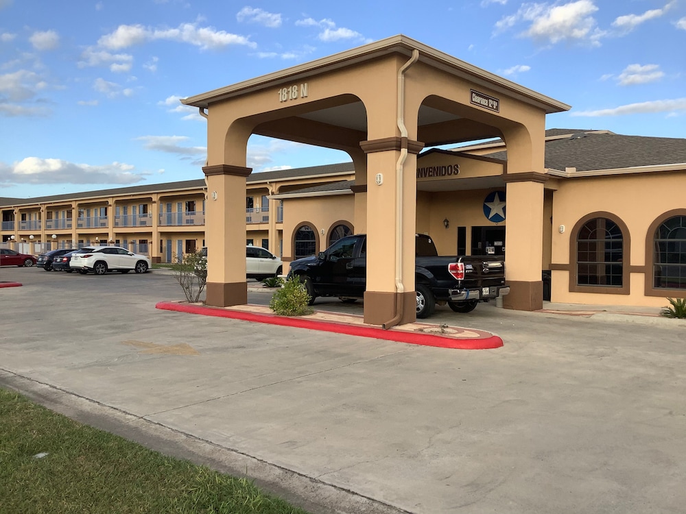 Texas Inn Weslaco - photo 64