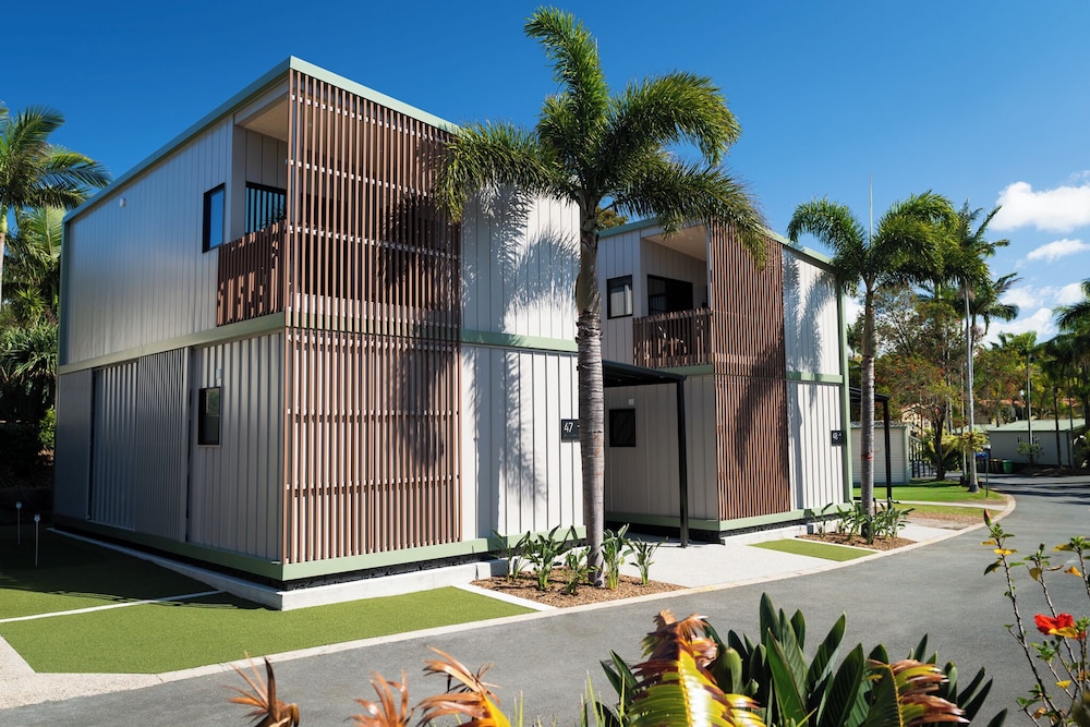 Ashmore Palms Holiday Village