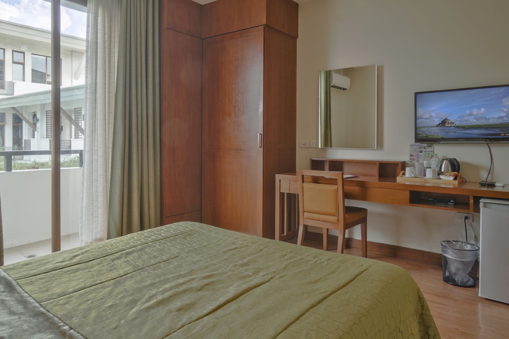 Mansion Garden Hotel — Olongapo — photo 5