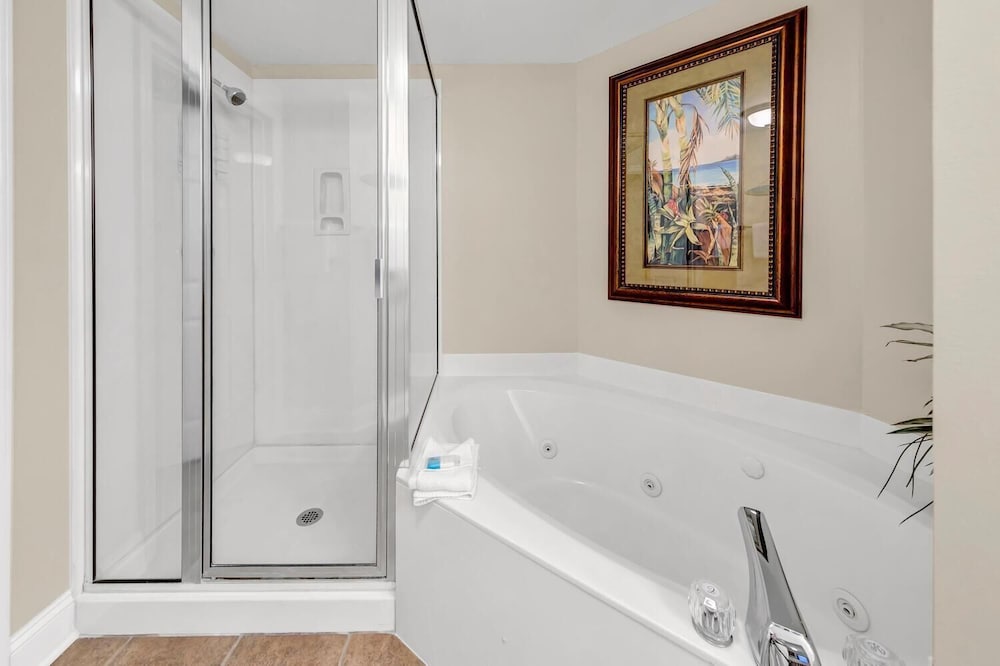 Majestic Beach Towers 1 407 - photo 23