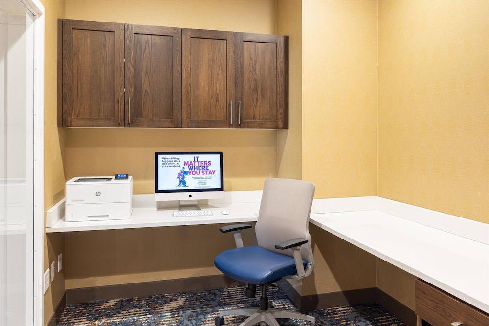 Hampton Inn & Suites Logan - photo 57