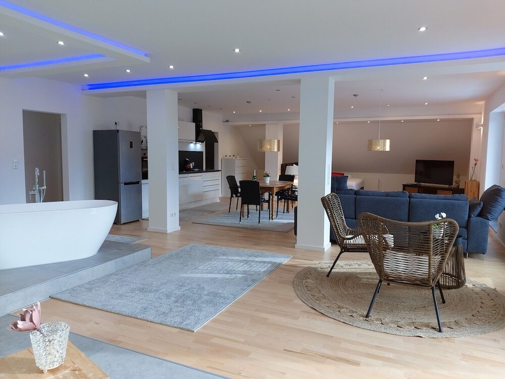 Loft Island Ferienwohnung Leutkirch Isny im Allgäu — 4-Star Luxury Hotel in Neukirch, Germany