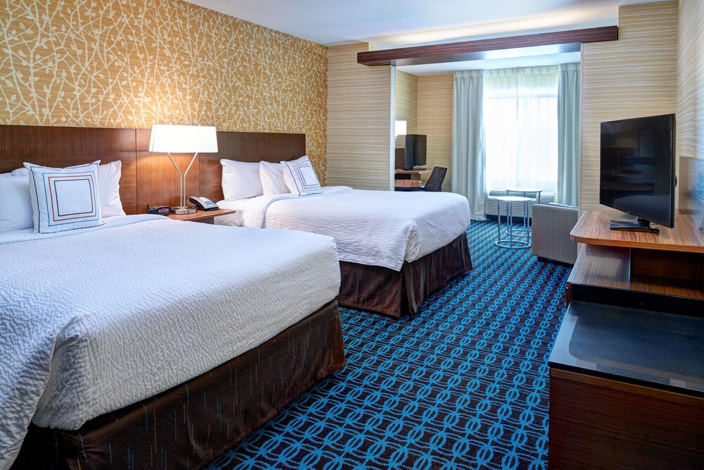 Fairfield Inn & Suites by Marriott Detroit Troy - photo 10