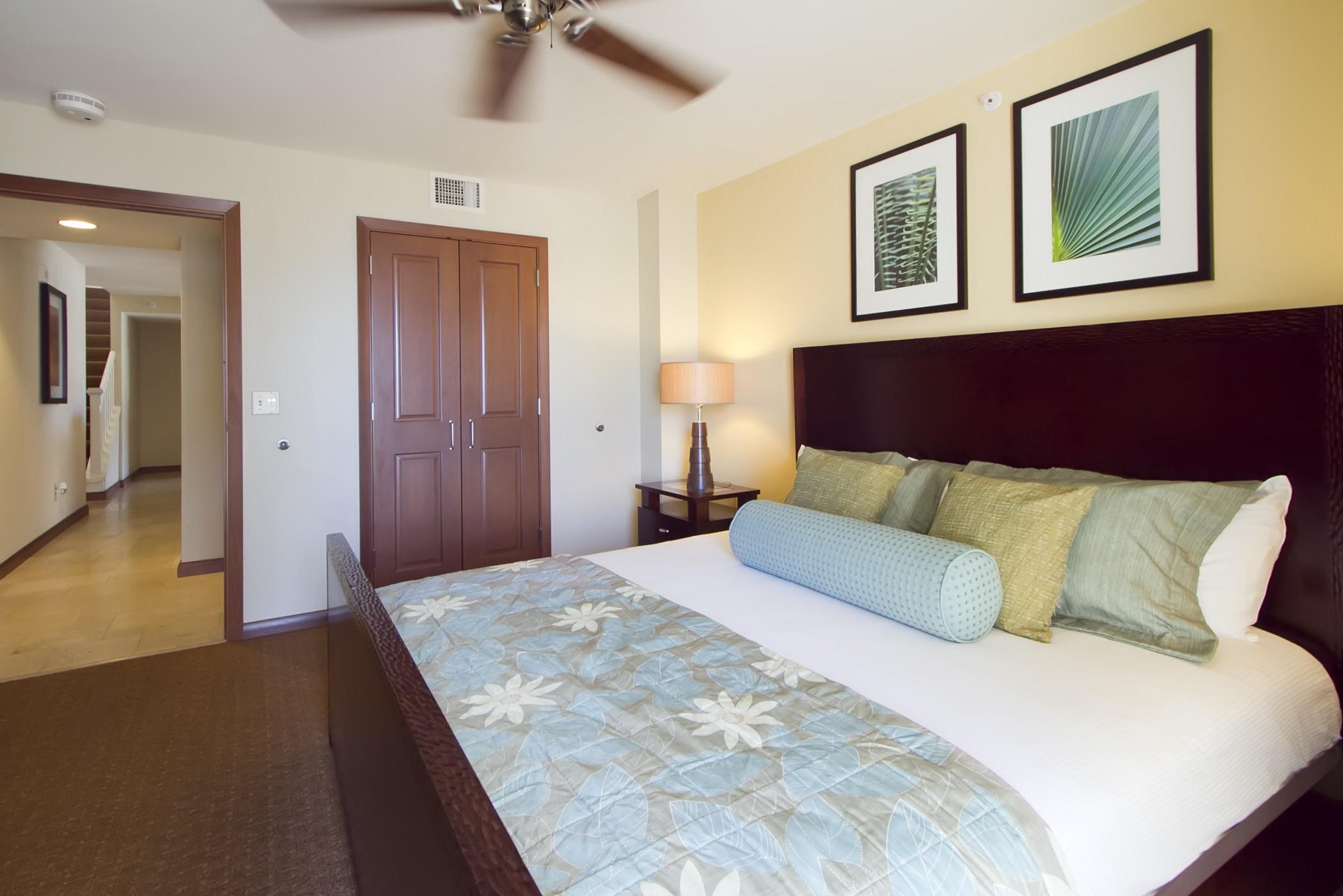 Club Wyndham at Waikiki Beach Walk - photo 5