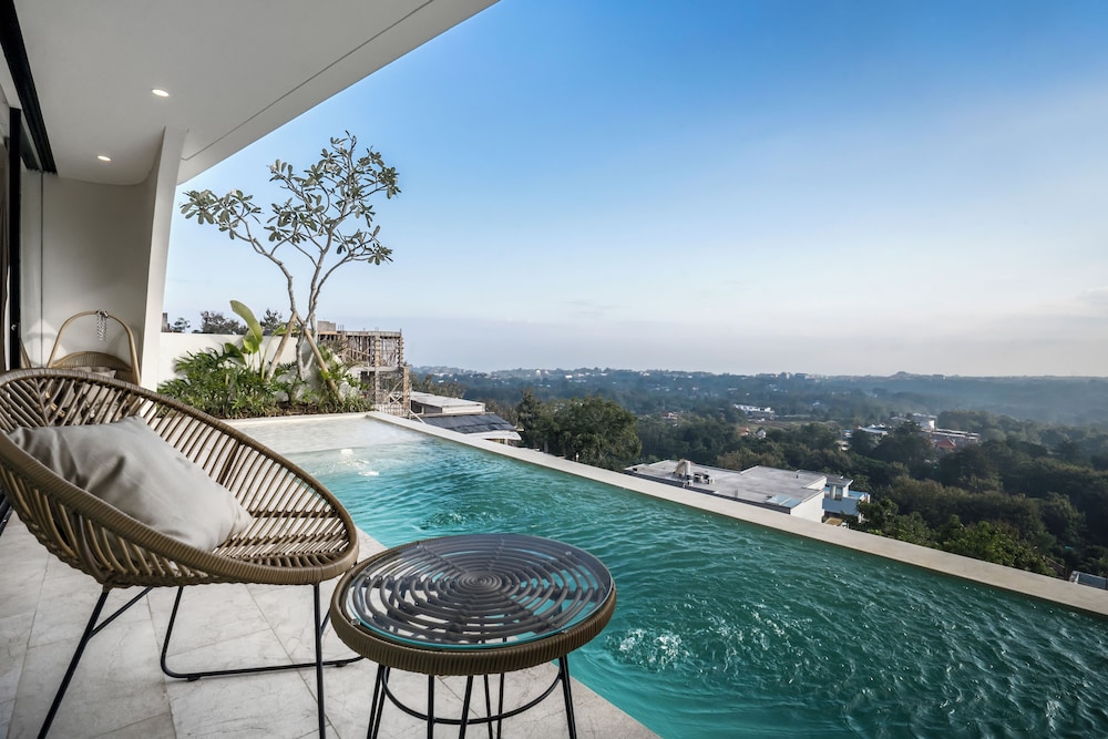 Villa Kalani by Alfred in Bali — 4-Star Luxury Hotel in Pecatu, Indonesia