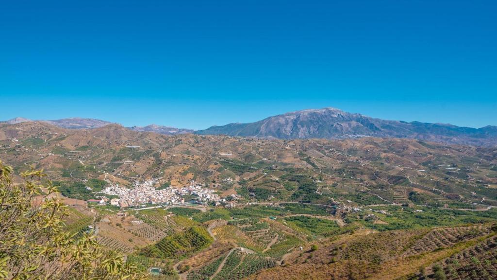 Casa Balcon de la Axarquia Almachar by Ruralidays — 4-Star Luxury Hotel in Almachar, Spain