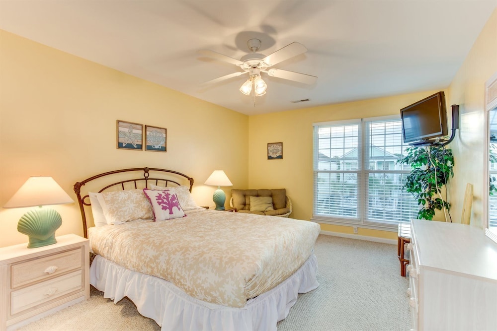 An Amazing Surfside Beach Escape - photo 3