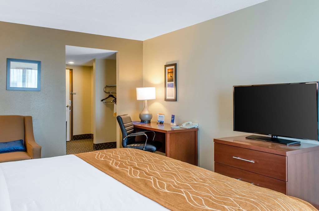 Comfort Inn & Suites Biloxi D'Iberville - photo 9