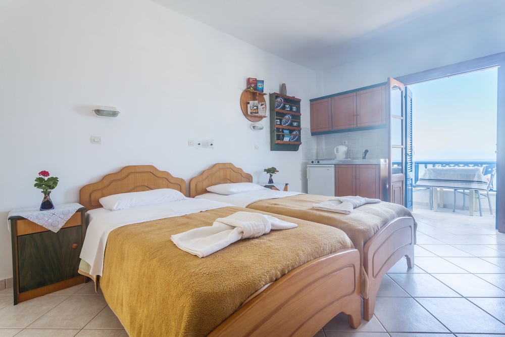 Arhontiko Hotel — Karpathos — photo 3