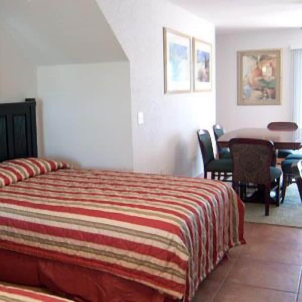 Lake Roy Beach Inn - photo 4