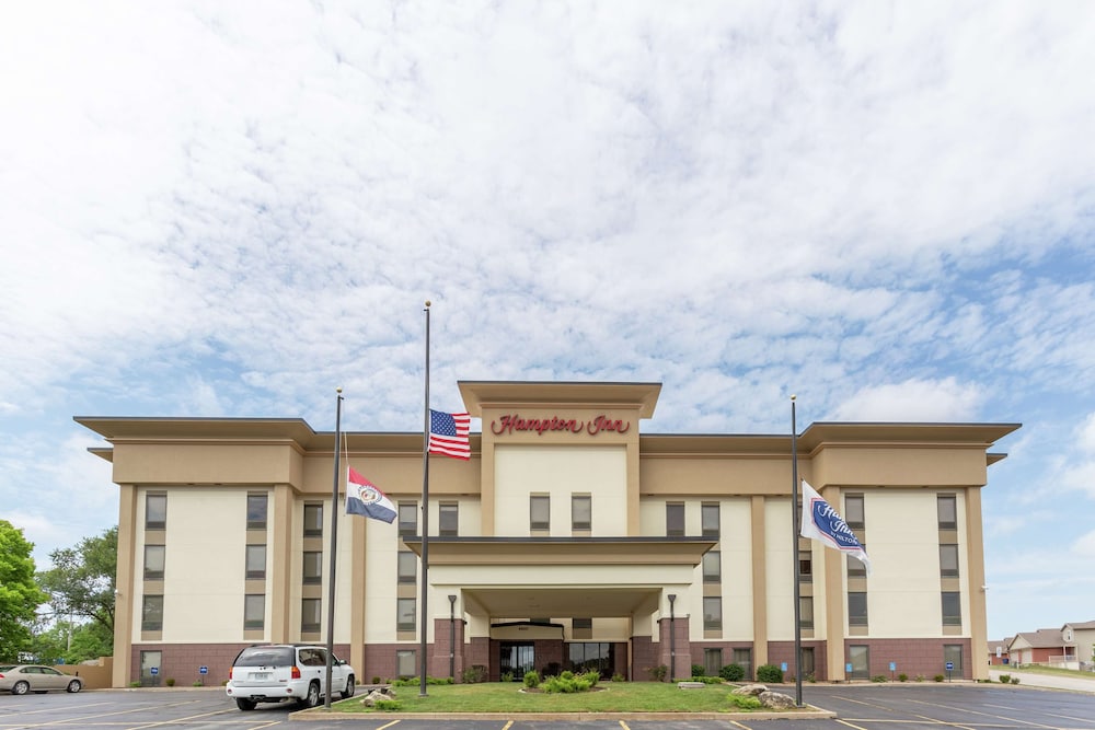 Hampton Inn Jefferson City at Capital Mall - photo 24