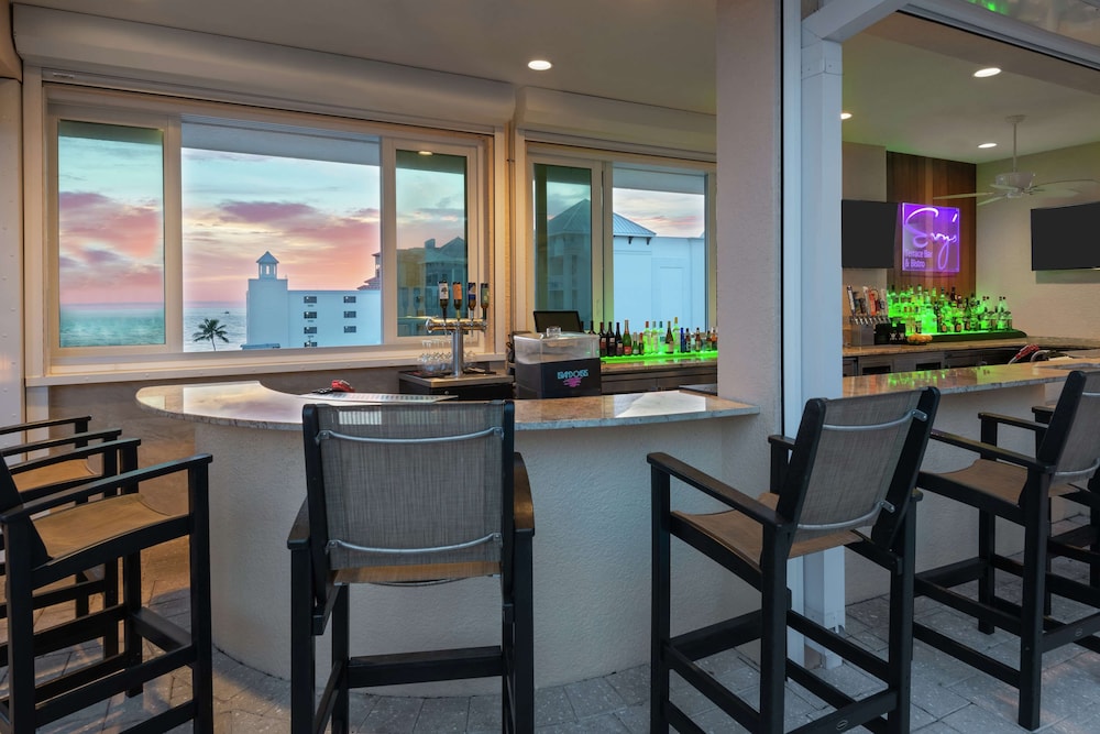 Hampton Inn & Suites Clearwater Beach - photo 55