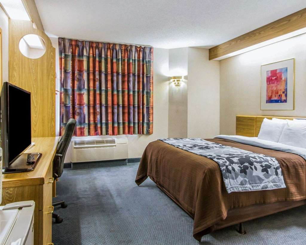 Rodeway Inn Fremont Ne - photo 10