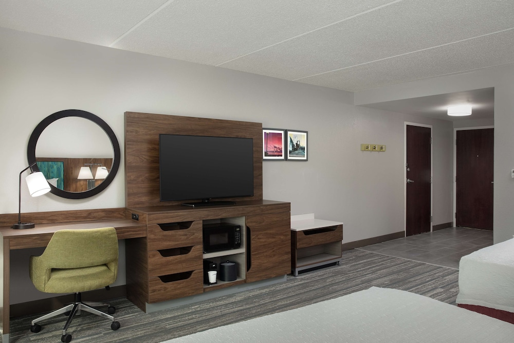 Hampton Inn Kingsland - photo 14
