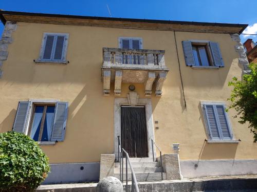 La Casa di Valeria alle Serre — 4-Star Luxury Hotel in Serre Di Rapolano, Italy