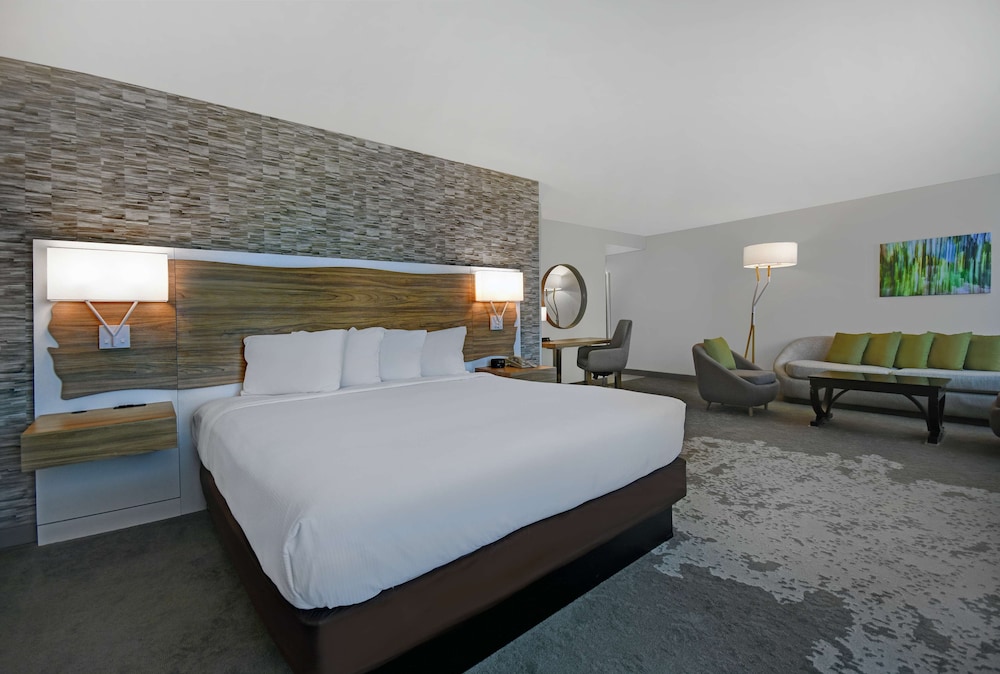 Hilton Hasbrouck Heights Meadowlands - photo 8