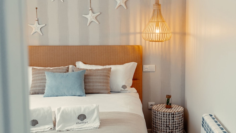 Shellter Apartments — 4-Star Luxury Hotel in Marinha Grande, Portugal
