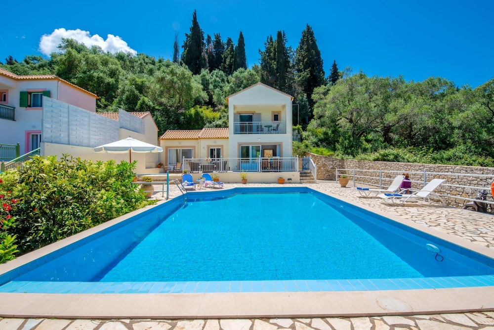 Amphitrite in Paxi With 2 Bedrooms and 2 Bathrooms in Corfu, Greece