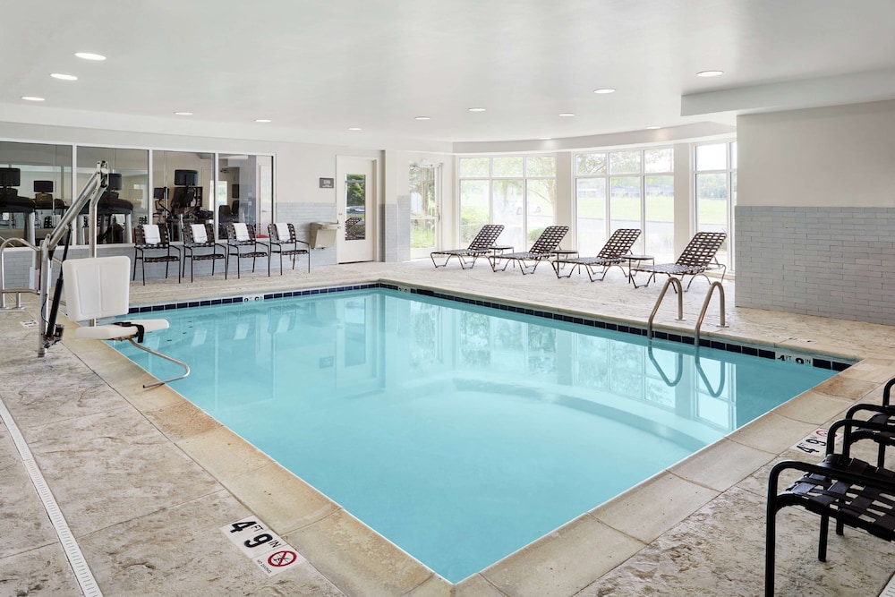 Hilton Garden Inn Cincinnati Northeast - photo 16