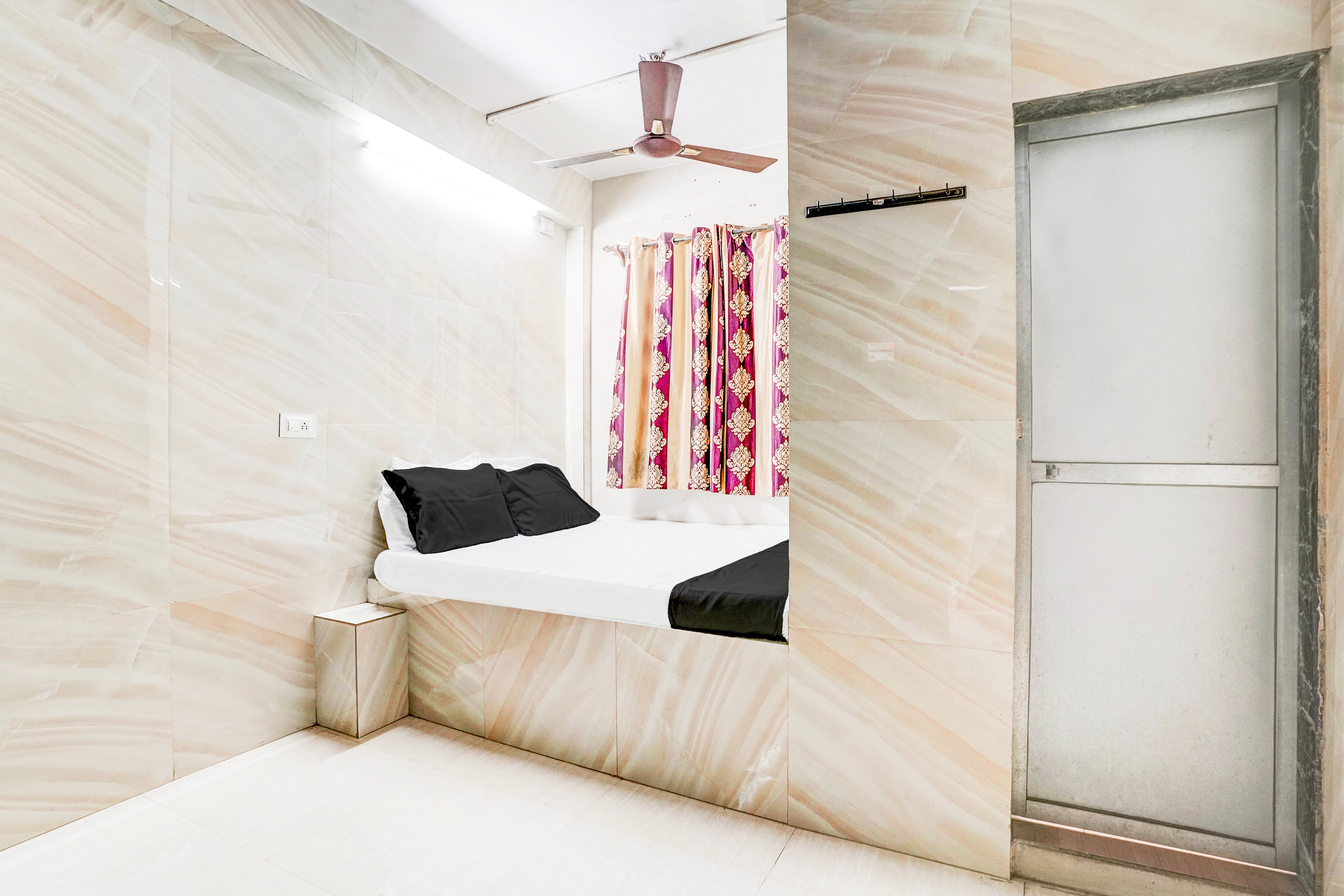 Hotel O Tulsi Resort — 4-Star Luxury Hotel in Mumbai, India