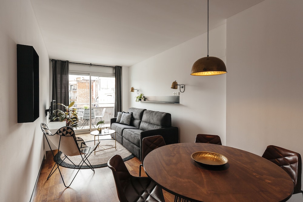 TSA Sepulveda — 5-Star Luxury Hotel in Barcelona, Spain