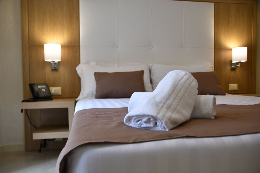 La Serenissima Hotel - last minute hotel in Palermo