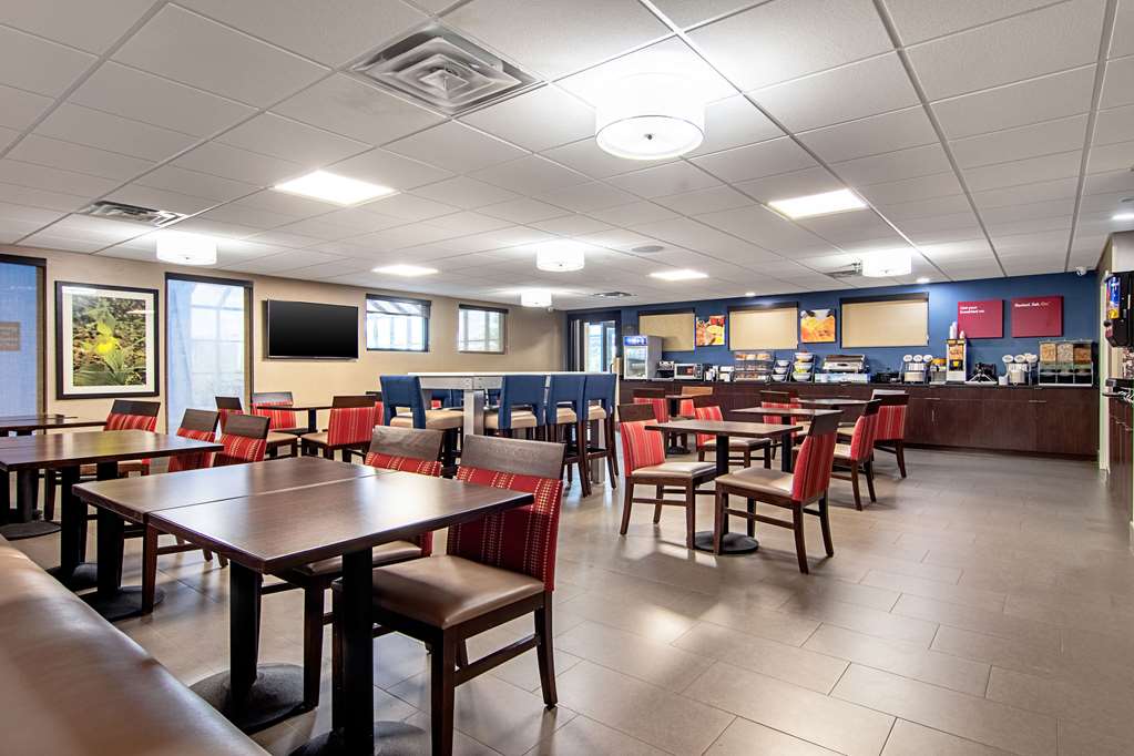 Comfort Suites Knoxville Airport - photo 35
