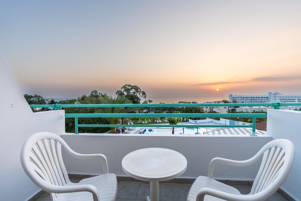 Adelais Bay Hotel — Protaras — photo 5