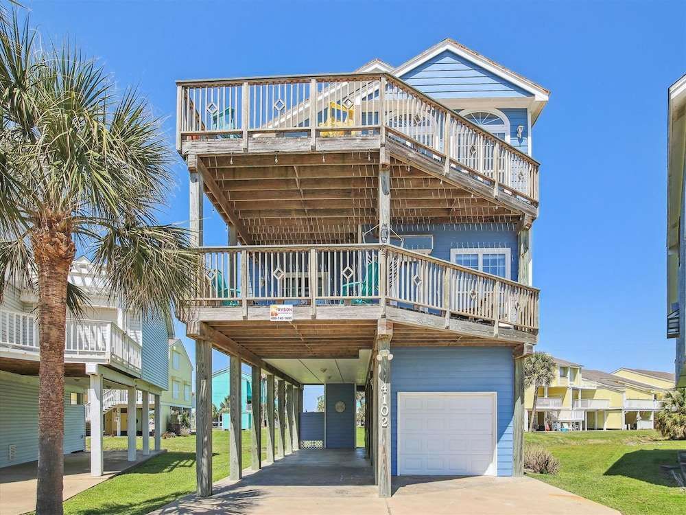 The Fiddler Crab in Galveston, United States