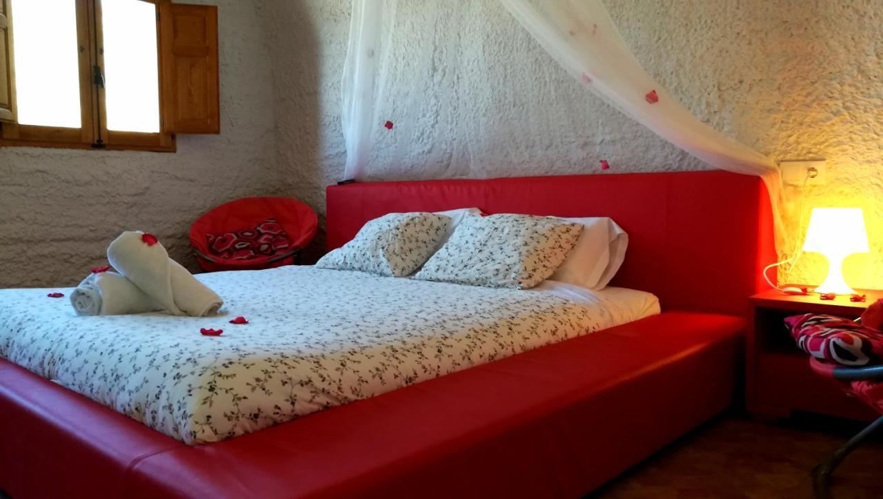 Casas Y Cuevas El Solins — Fortuna