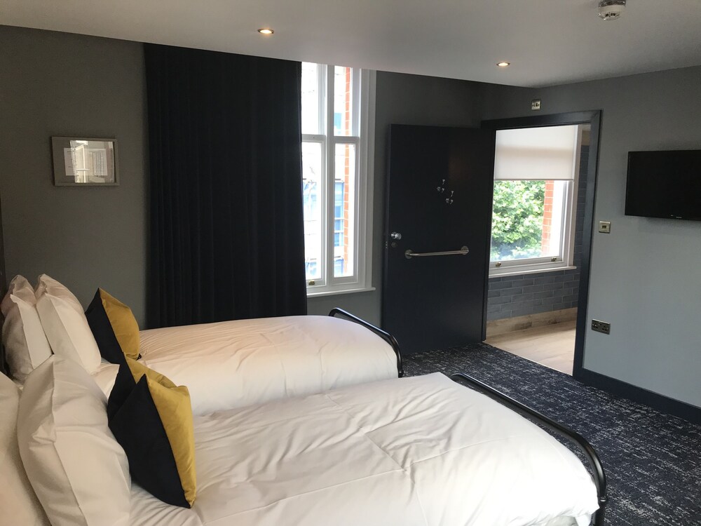 Guestroom