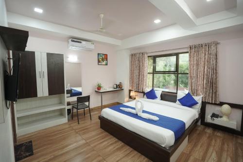 Hotel Silver Cloud in Jodhpur, India