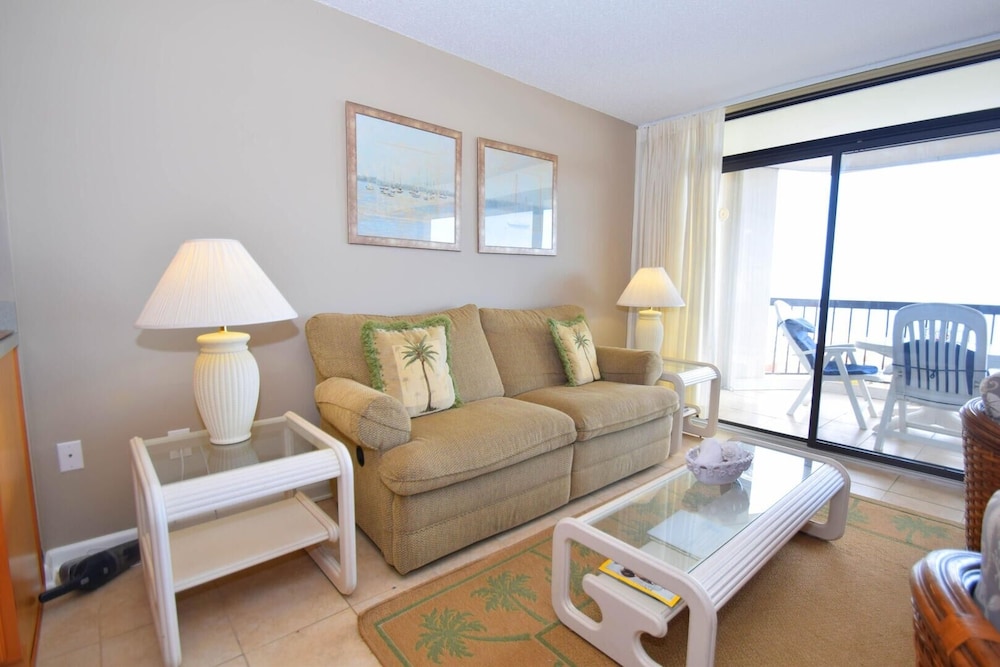 Braemar Towers 412 2 Br Condo - photo 10