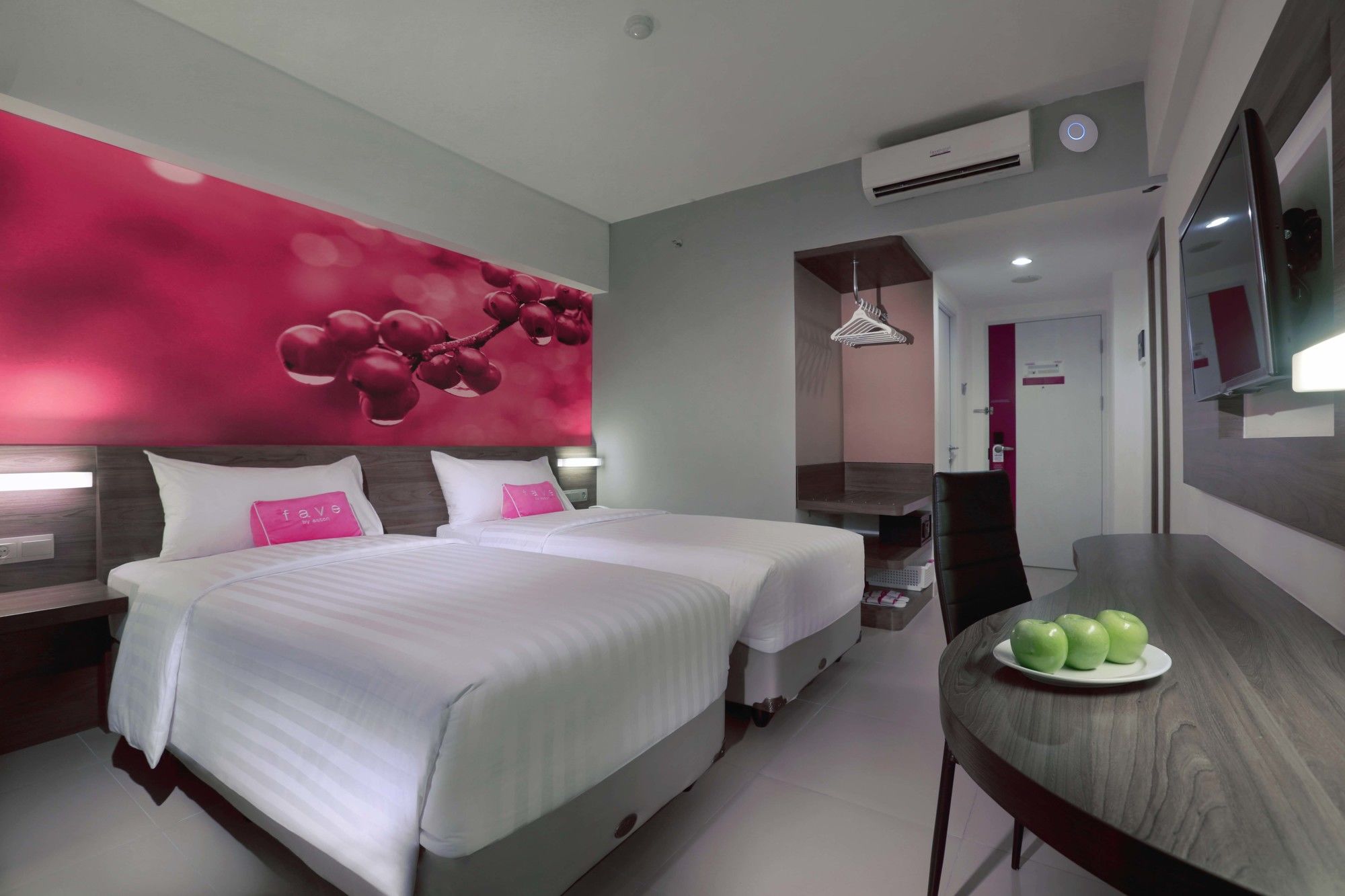 Yusra Inn Hotel Bekasi — Bekasi — photo 2