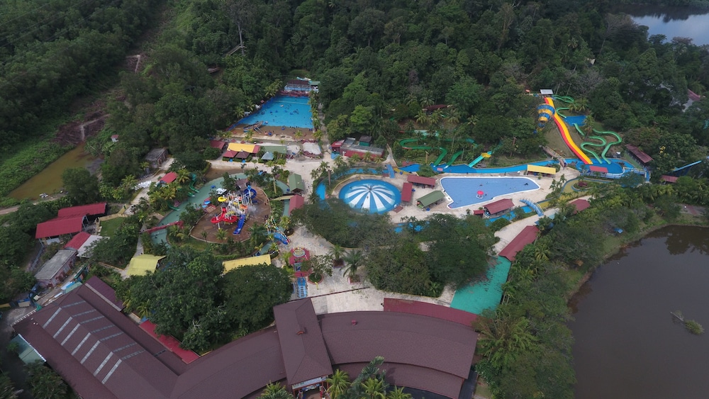 Bukit Merah Laketown Resort in Taiping, Malaysia