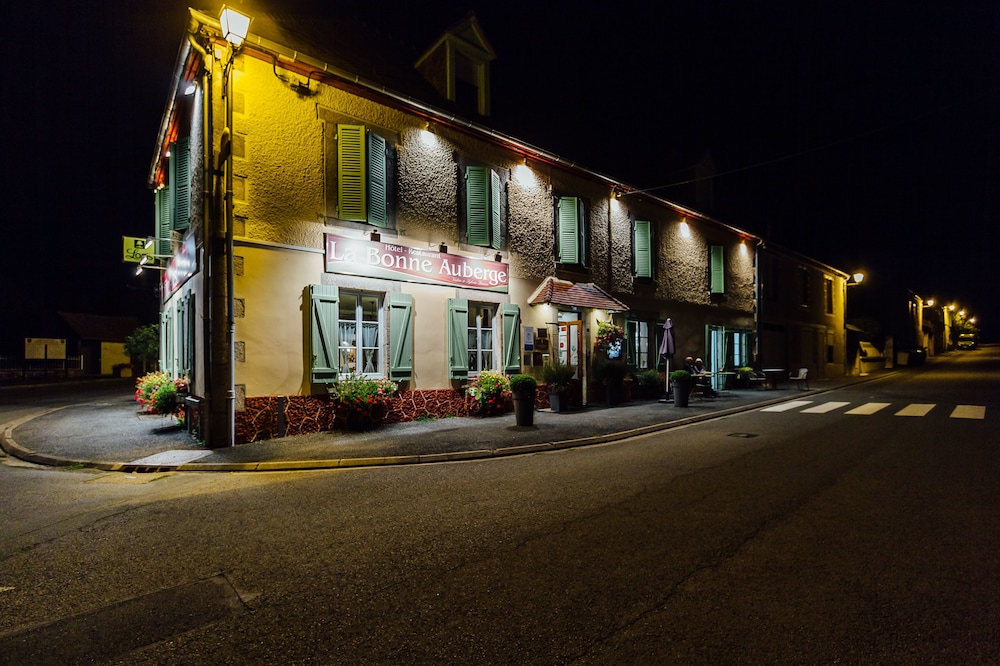 La Bonne Auberge - carbon neutral hotel in Montlucon